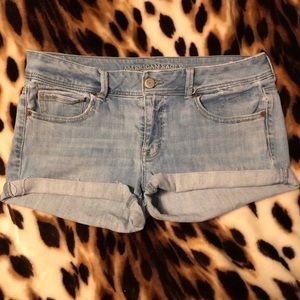 Women’s size 14 American Eagle cut off shorts